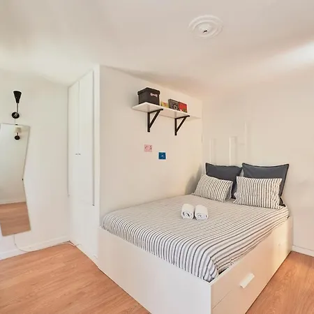 Meet | Your In | Centre Daire Lisboa