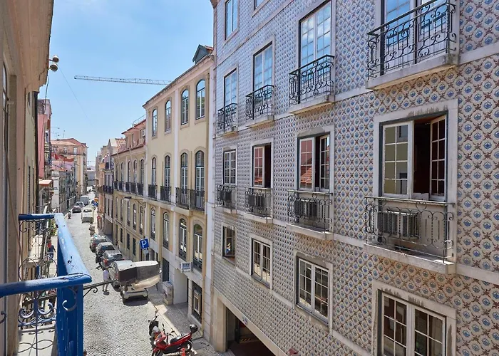 Meet | Your In | Centre * Lisboa
